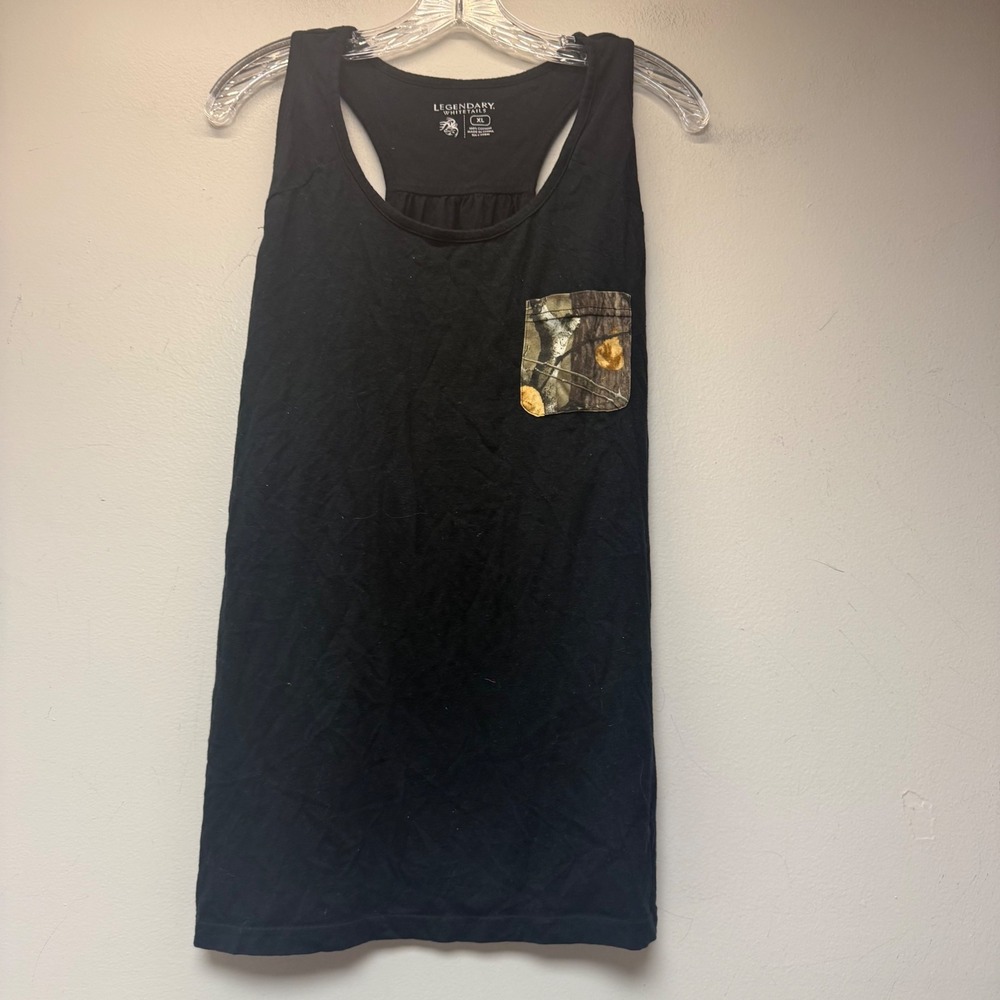 Legendary Whitetails Tank Top Women XL Black Excellent Camo Pocket Racerback